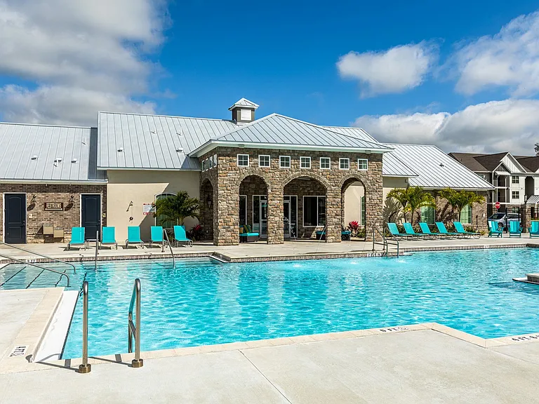 Lakeland Grand — Photo 12