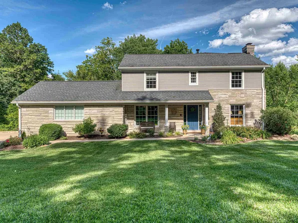 4019 Jennings Ln, Evansville, IN 47720