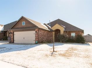 2924 NW 185th St, Edmond, OK 73012