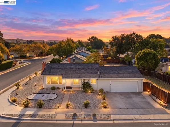 1298 Almar St, Concord, CA 94518