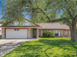 306 Beechwood Dr, Victoria, TX 77901