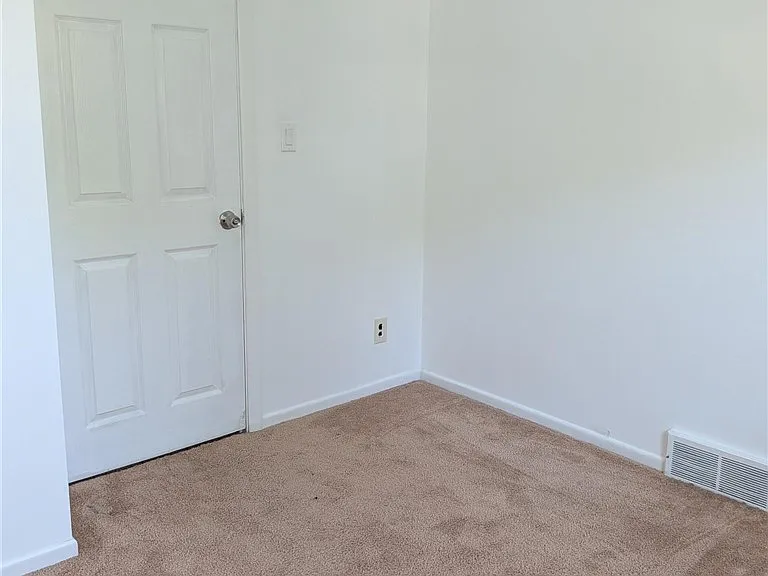 253 Glenhaven Dr — Photo 17