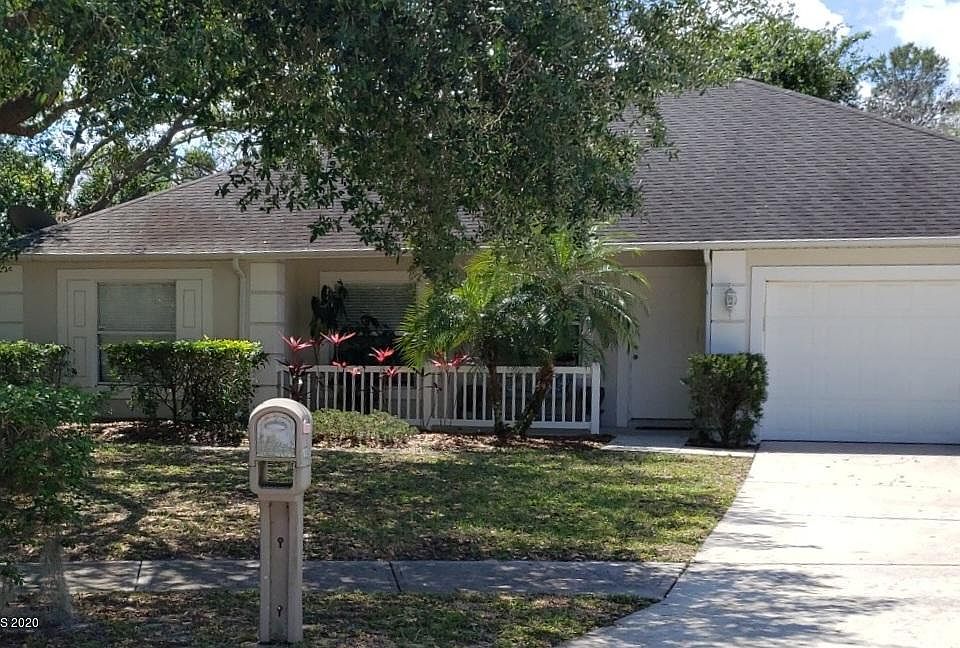1st image of 1582 Fuji Dr