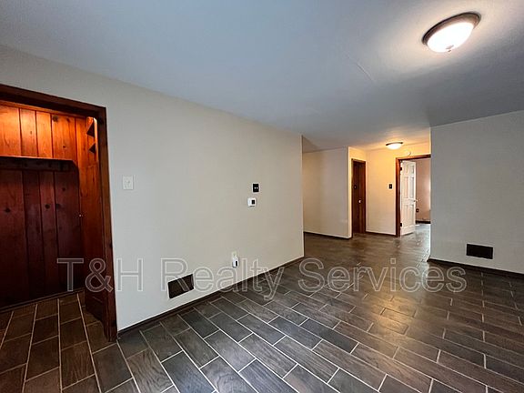 4th image of 311 N Arlington Ave