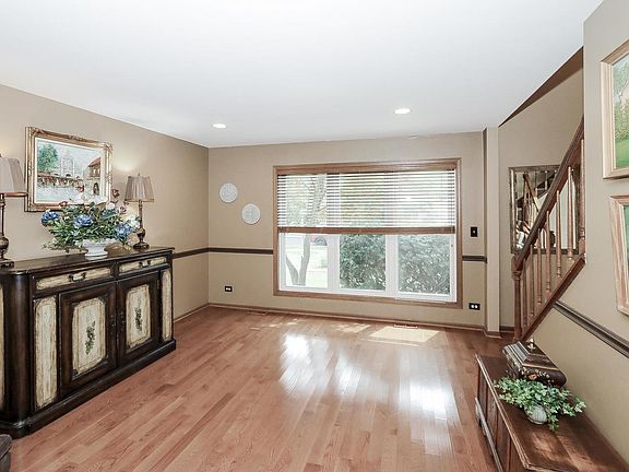 4th image of 1324 Nantucket Ct