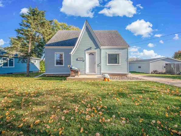 W9327 County Road D, Beaver Dam, WI 53916