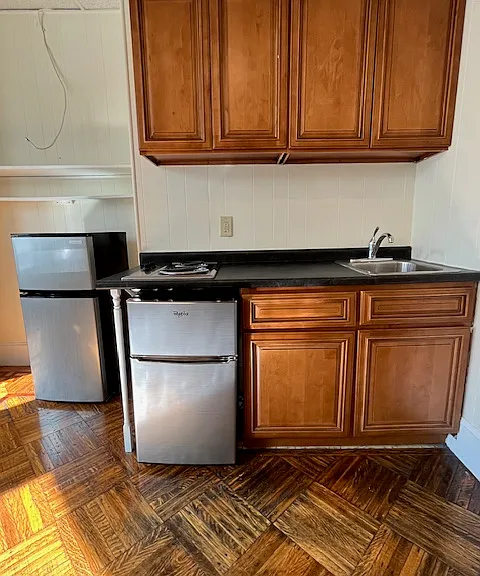 868 Beacon St #1 — Photo 3