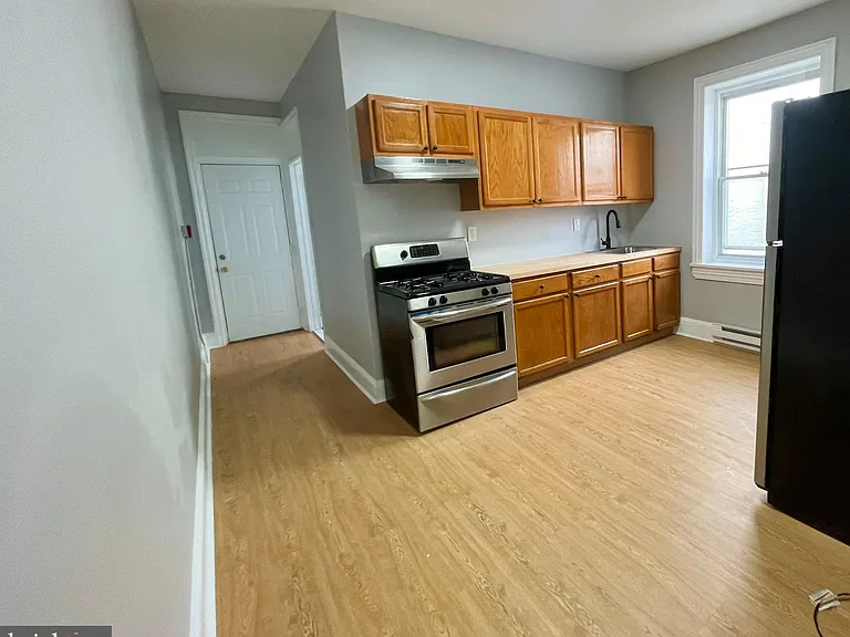 4417 Walnut St #3F — Photo 27