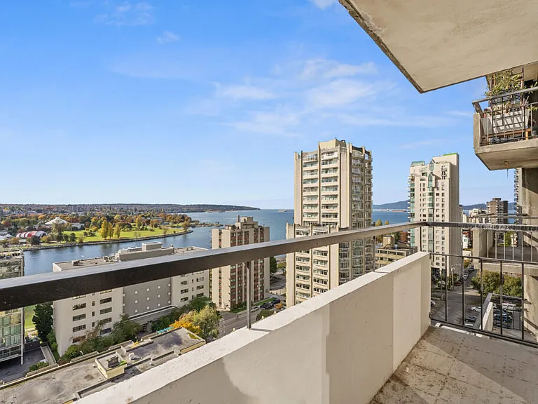 1202 Harwood St #1004 — Photo 47