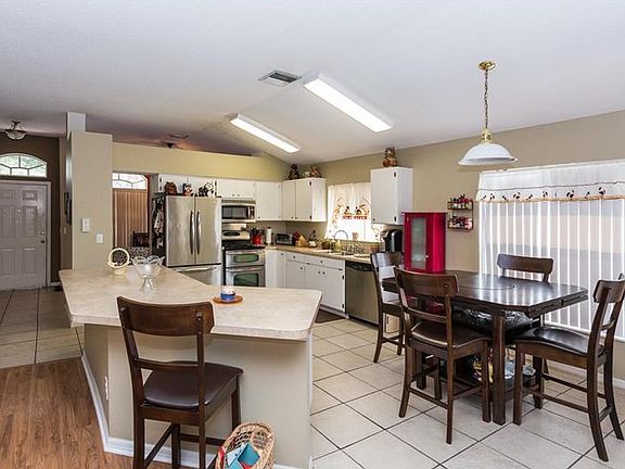 5th image of 1508 Scotch Pine Dr