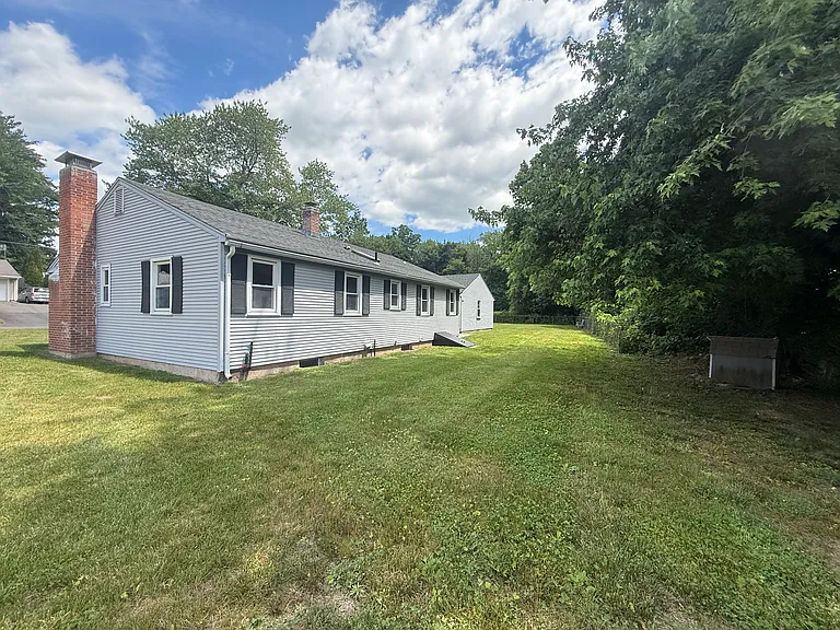 8 Starr Ln — Photo 6