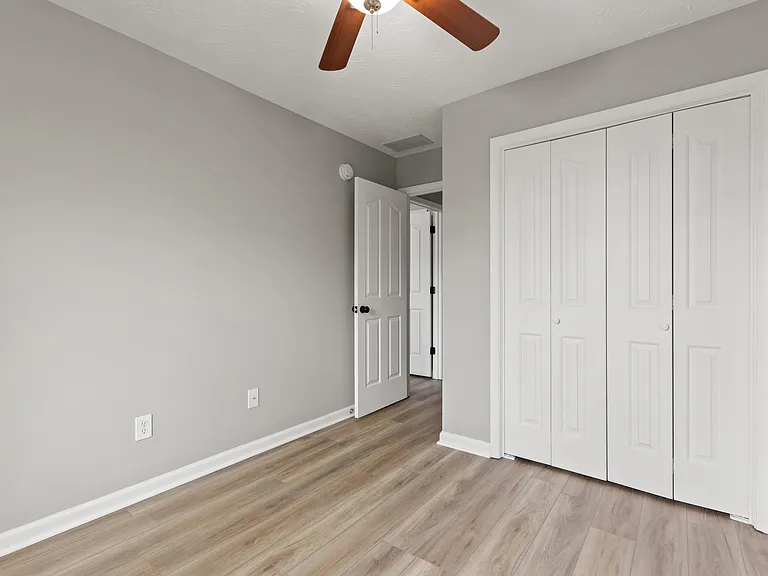 105 Bay Hill Dr — Photo 16