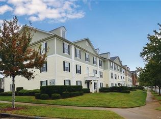 1178 Plaza Walk Dr, Charlotte, NC