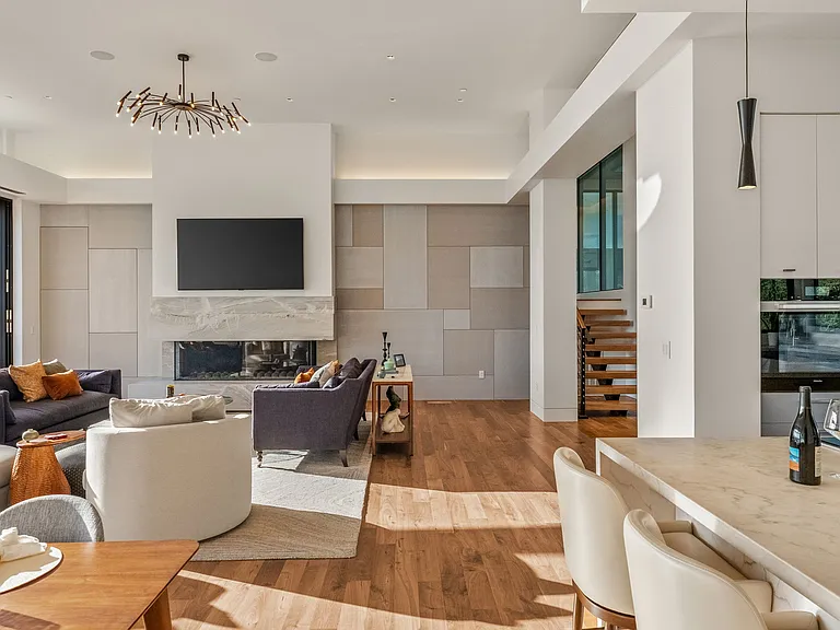 663 Montecito Blvd — Photo 24