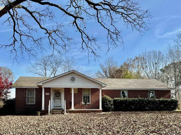 412 5th St NE, Red Bay, AL 35582