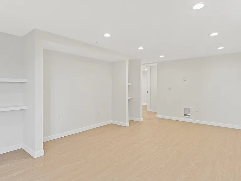 3038 37th Ave SW #2 — Photo 12