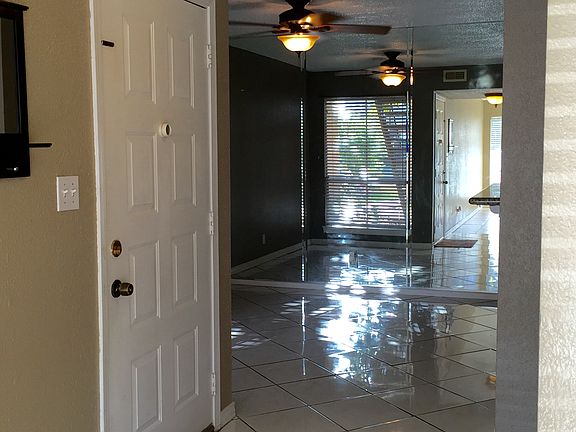 4th image of 2505 Lago Viejo