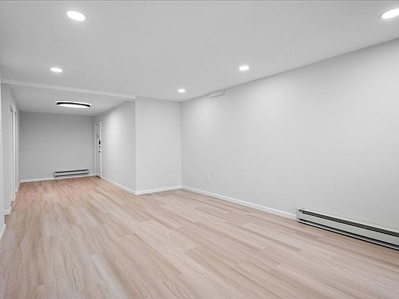 4th image of 312 Woodland Hills Rd