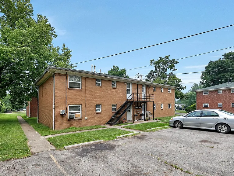 187 Currier Dr — Photo 23
