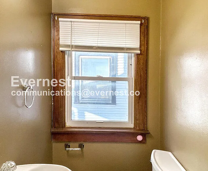 661 S Burgess Ave — Photo 22