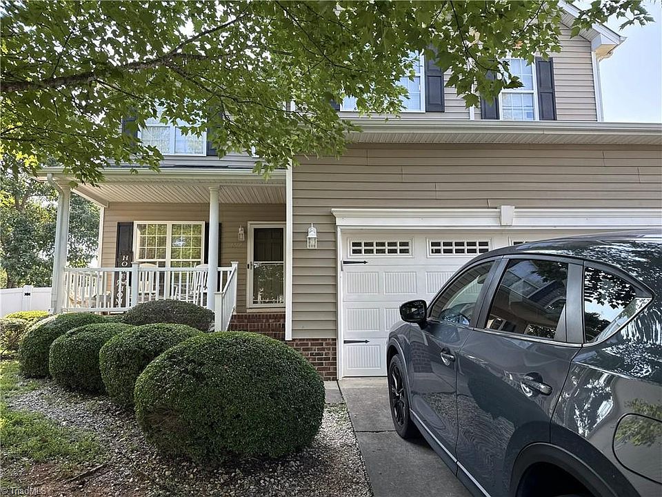 2nd image of 692 Triple Crown Ct
