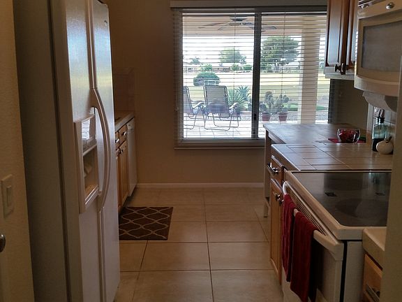 3rd image of 10801 W Willowbrook Dr