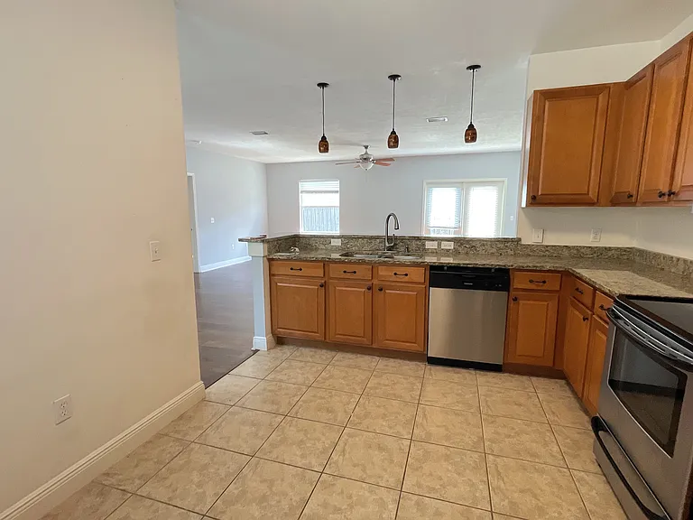 7931 SW 88th St — Photo 10