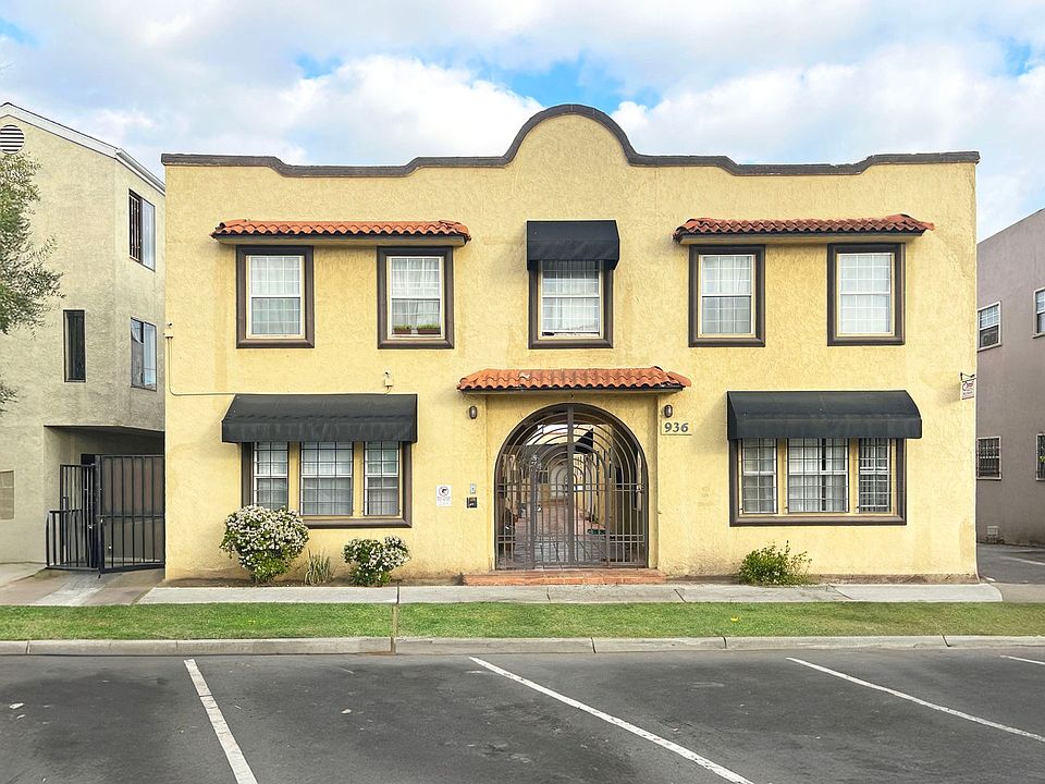 1st image of 936 Olive Ave #3