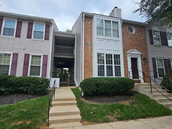7705 Lexton Pl APT E, Springfield, VA 22152