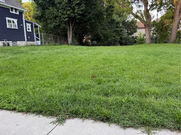 14 Dayton Ave, Dayton, OH 45402