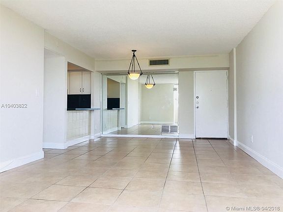 4th image of 2715 Tigertail Ave APT 504