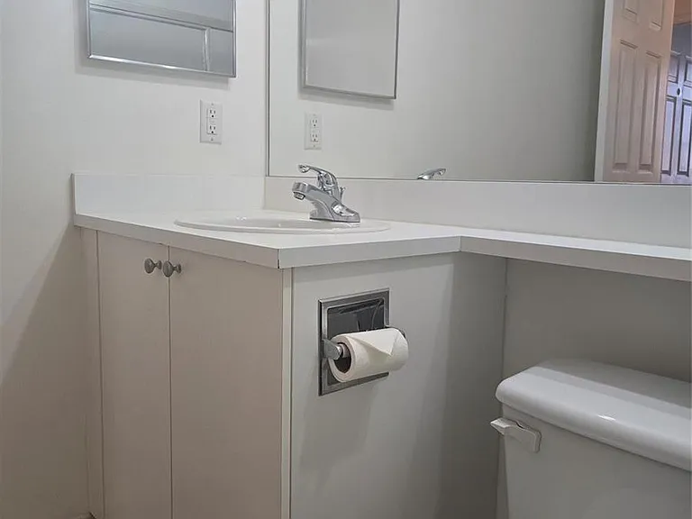 7970 N Nob Hill Rd #205 — Photo 25