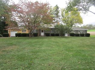 3822 Dover Zoar Rd NE, Dover, OH 44622