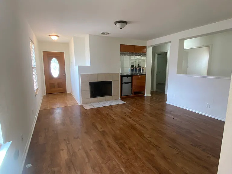 206 Calixto Ct — Photo 1