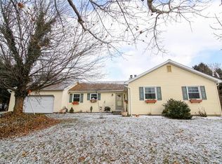 960 Muschlitz Rd, Nazareth, PA 18064