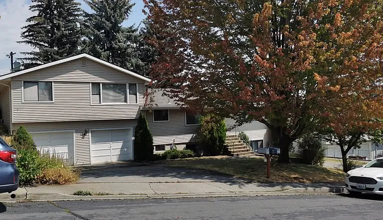 1340 NW Kenny Dr #2 — Photo 1