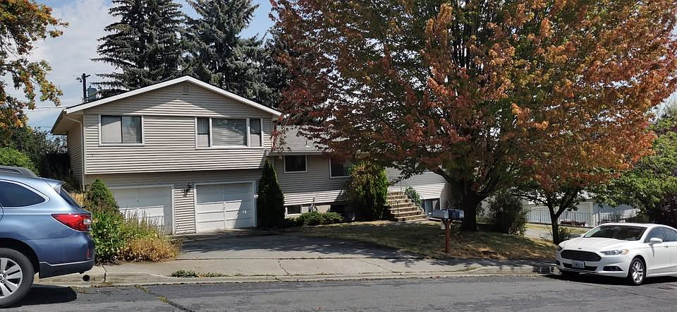 1st image of 1340 NW Kenny Dr #2