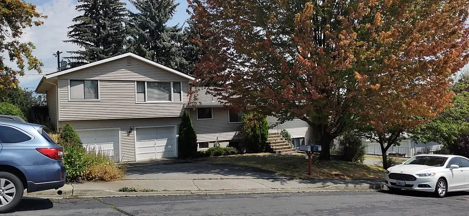 1340 NW Kenny Dr #2