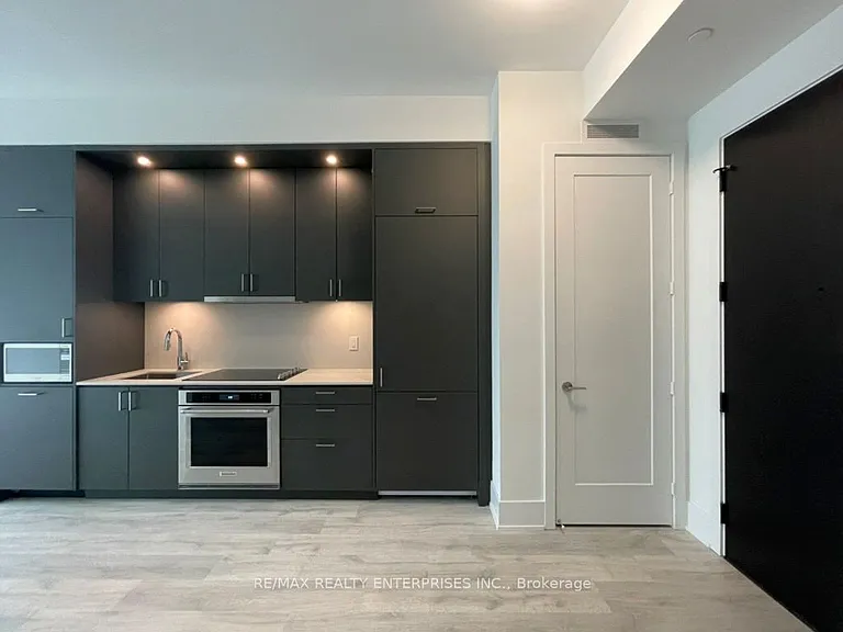 470 Front St W #2303 — Photo 4