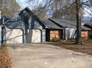 5608 Larry Dr, Texarkana, TX 75503
