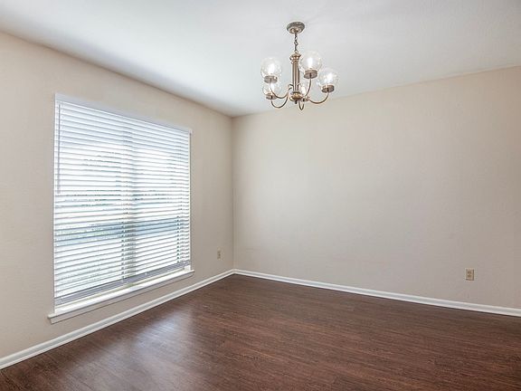 4th image of 4636 S Dr W
