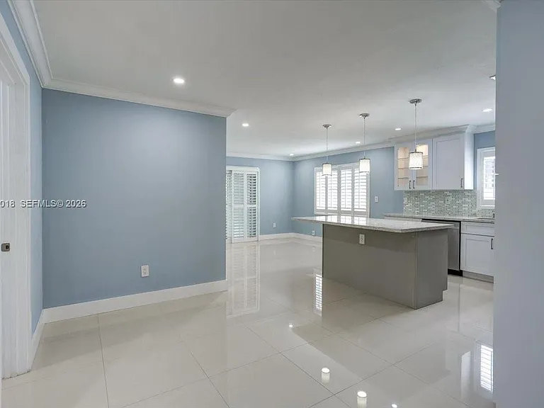 1745 SW 21st St #FRONT — Photo 12