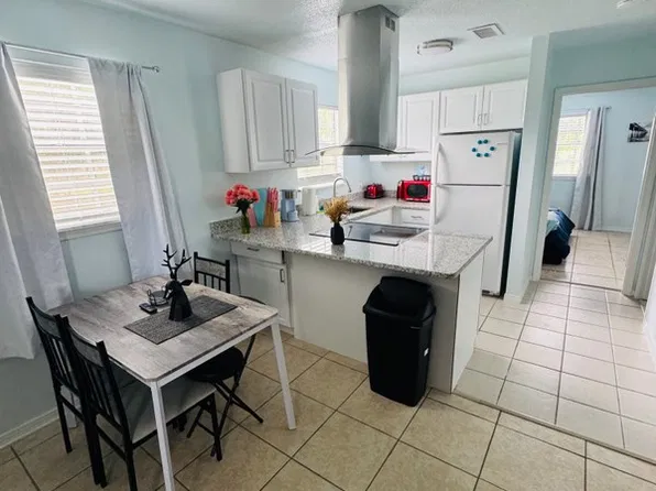 1625 Rebecca St, Pensacola, FL