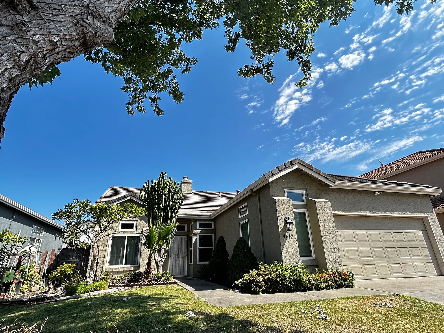 3 bed, 1678 sqft, $2,600 — Photo 1