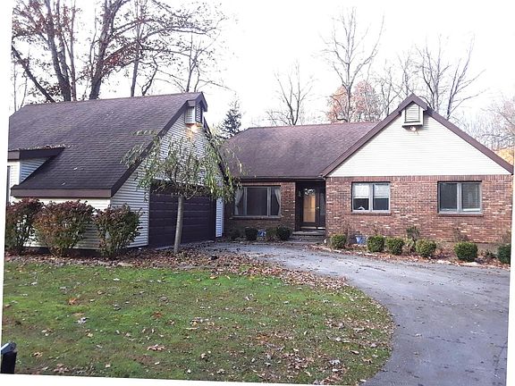 2nd image of 11549 East Ln