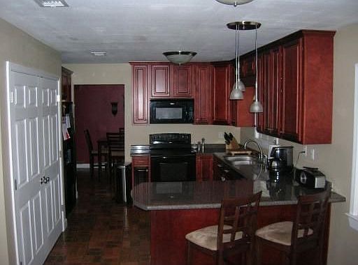 2nd image of 3902 Clifton Ave
