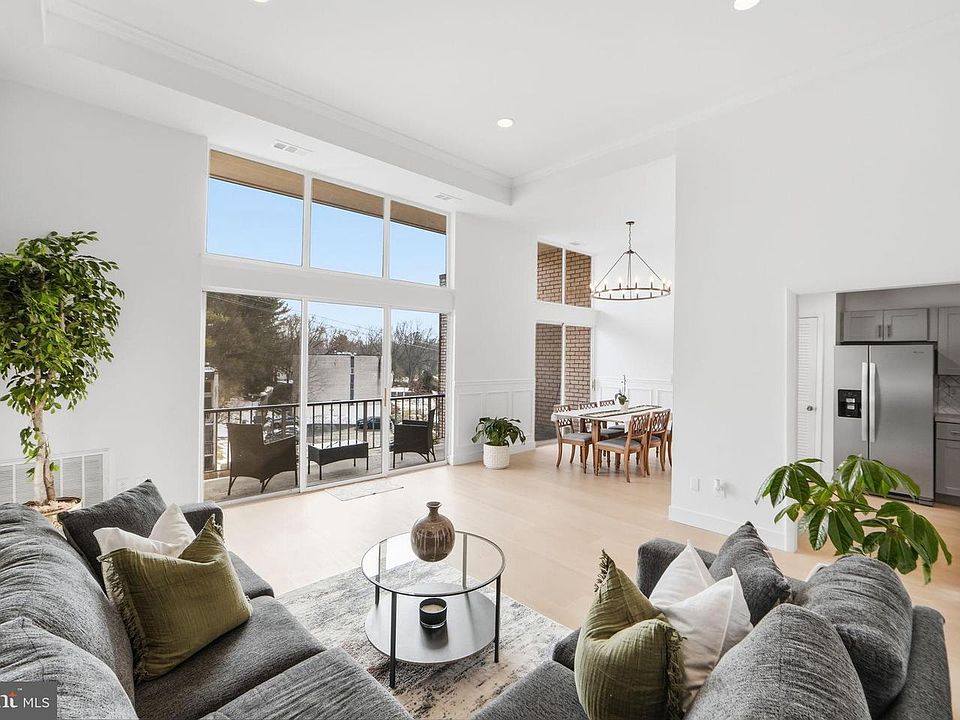 1st image of 14427 Parkvale Rd APT 7