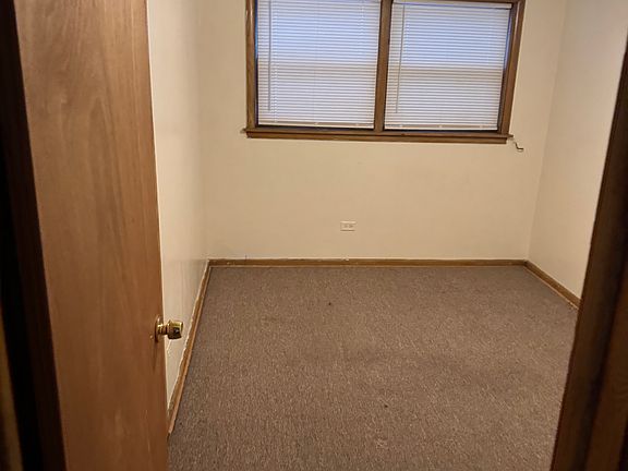 5th image of 2741 N Laramie Ave