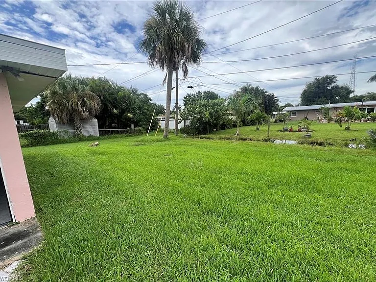 160 Brooks Rd — Photo 19