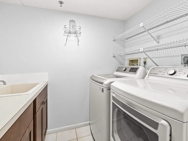 7201 Promenade Dr E #302 — Photo 24